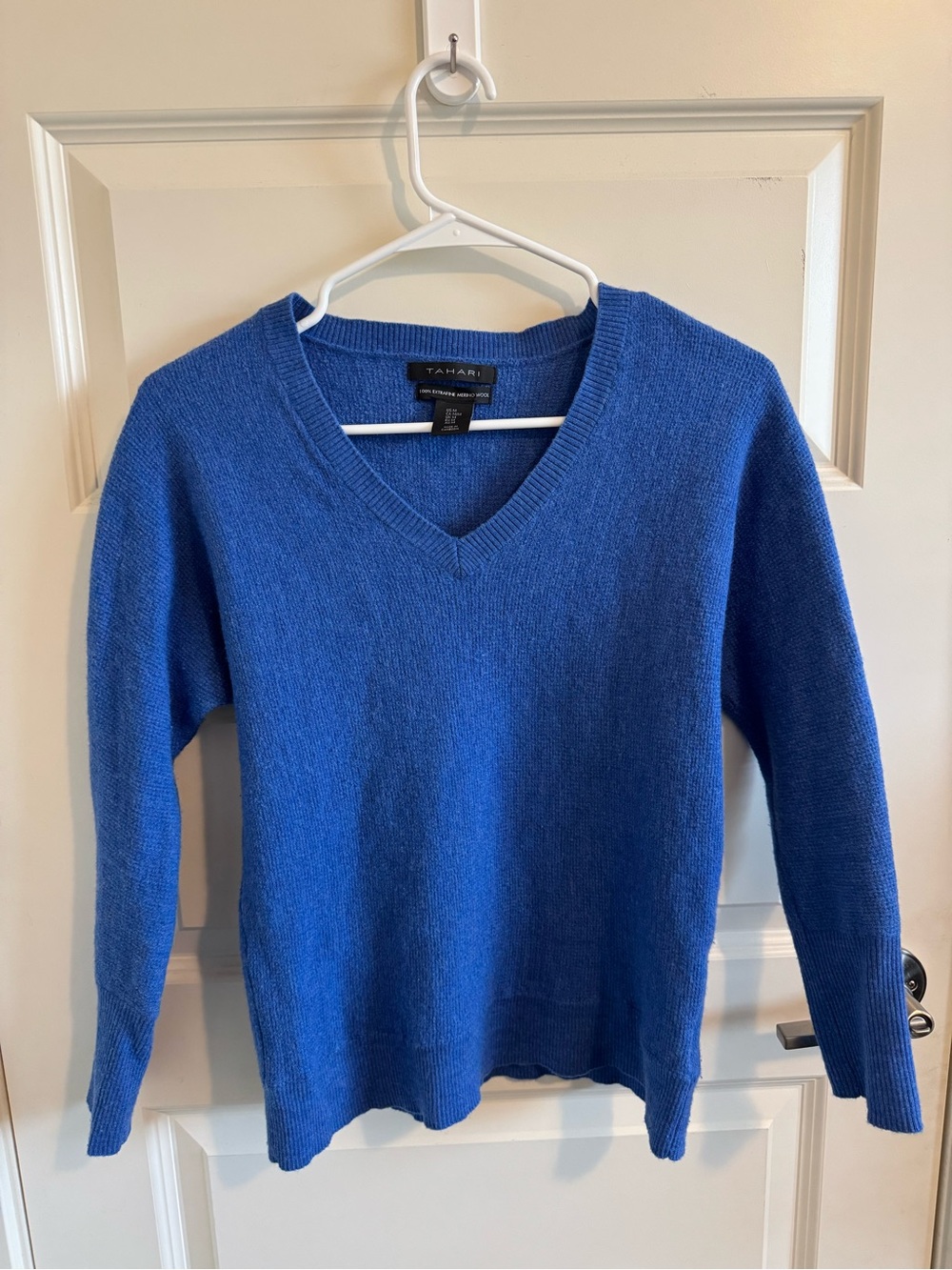 Tahari 100% ExtraFine Merino Wool Blue Sweater